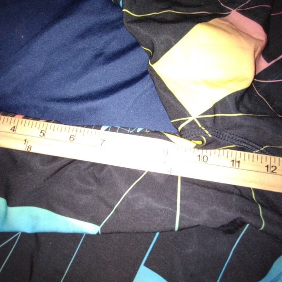 Hurley ®🔥Geometric Multicolor Board Shorts / Swim Trunks Men's‎ 34 Pool Beach - Picture 4 of 5